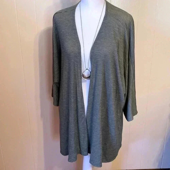 LuLaRoe Open Front High Low Cardigan Shrug.  Blue & Yellow Stripe, Size Medium. - Picture 2 of 12